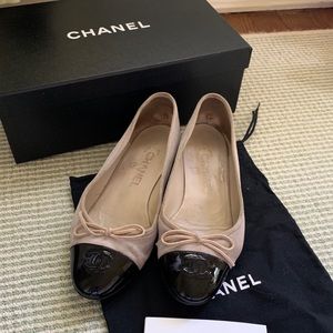 Classic Chanel ballet flats
